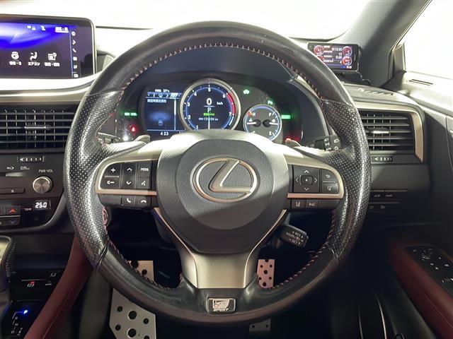 【スピードメーター】メーターがシンプルで見やすく運転しやすいですね！