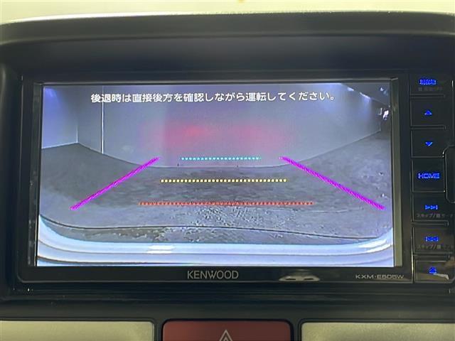 【 バックカメラ 】便利なバックカメラ装備で安全確認を頂けます。駐車が苦手な方にもオススメな便利機能です♪