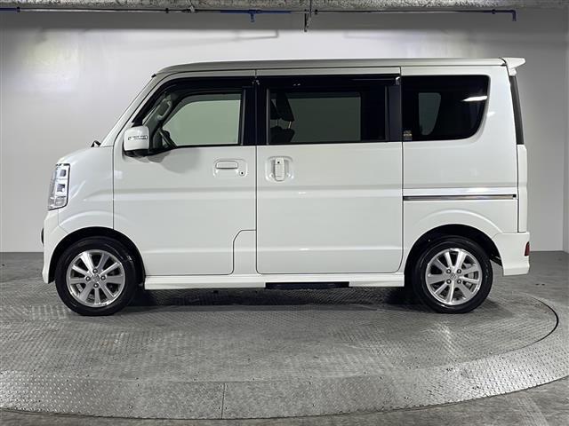 店舗にて現車の確認もいただけますので、お電話で在庫のご確認の上是非ご来店くださいませ!!!