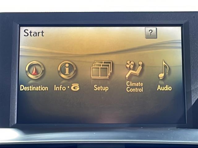 【純正ナビ】専用設計で車内の雰囲気にマッチ！ナビ利用時のマップ表示は見やすく、いつものドライブがグッと楽しくなります！