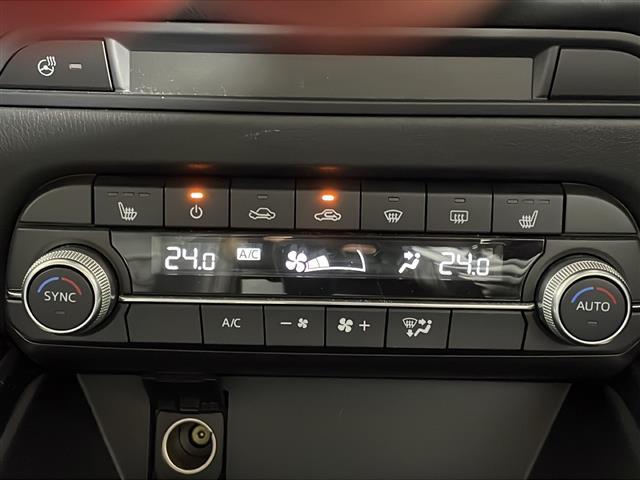 【オートエアコン】車内温度を感知して自動で温度調整をしてくれるのでいつでも快適な車内空間を創り上げます!