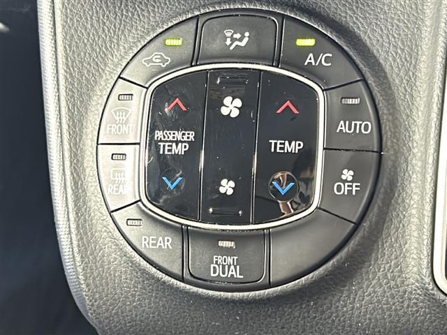 【オートエアコン】車内温度を感知して自動で温度調整をしてくれるのでいつでも快適な車内空間を創り上げます！