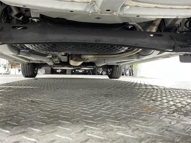 店舗にて現車の確認もいただけますので、お電話で在庫のご確認の上是非ご来店くださいませ!!!//