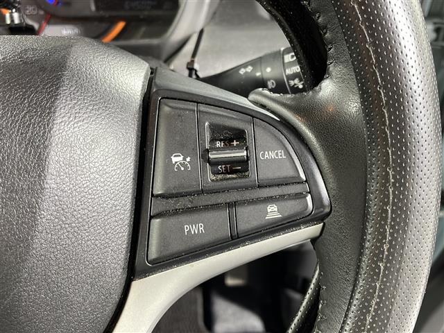 【アダプティブクルーズコントロール(ACC)】アクセルを踏まなくても、設定した速度で走行したり、先行車との車間距離を適切に維持する追従走行できます!機能には限界があるためご注意ください。