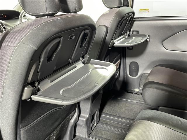 店舗にて現車の確認もいただけますので、お電話で在庫のご確認の上是非ご来店くださいませ!!!