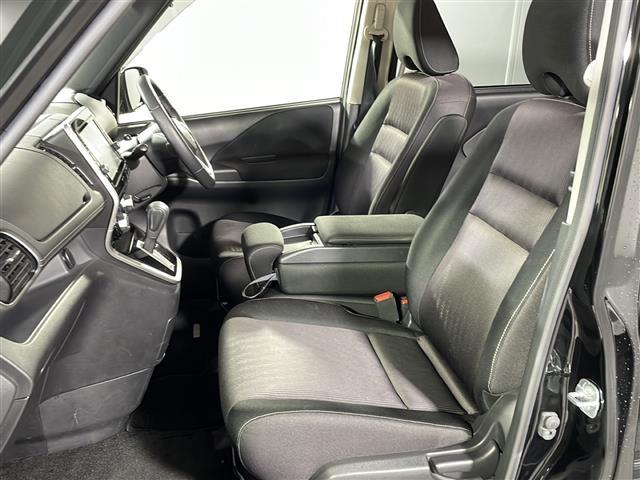 【 フロントシート 】使えるフロントシートで快適ドライブ♪