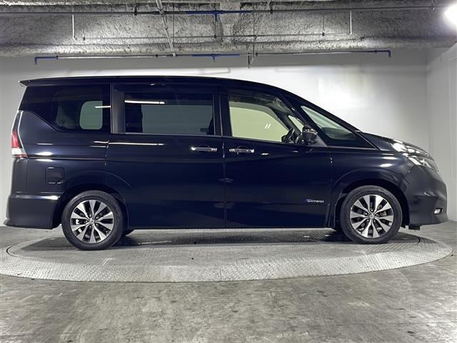 店舗にて現車の確認もいただけますので、お電話で在庫のご確認の上是非ご来店くださいませ!!!