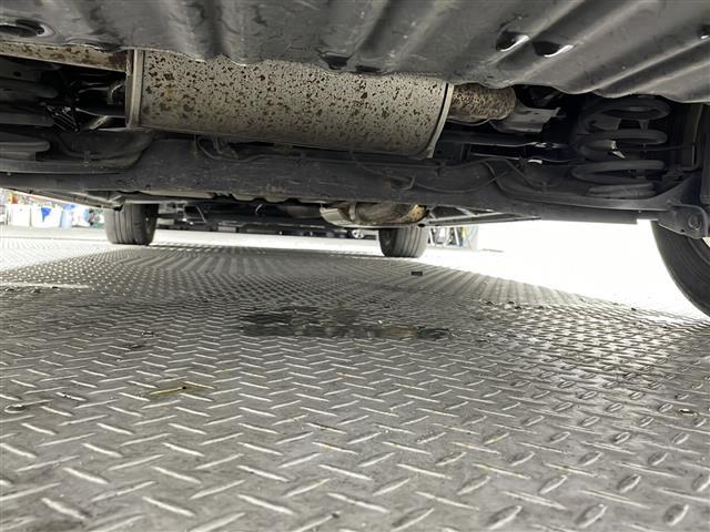 店舗にて現車の確認もいただけますので、お電話で在庫のご確認の上是非ご来店くださいませ!!!