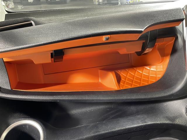 店舗にて現車の確認もいただけますので、お電話で在庫のご確認の上是非ご来店くださいませ!!!