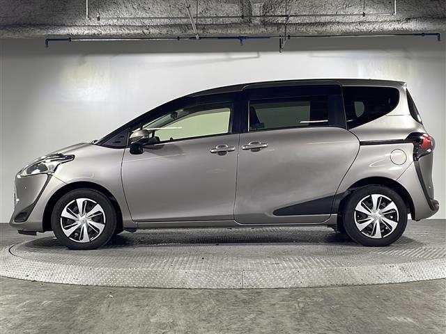 店舗にて現車の確認もいただけますので、お電話で在庫のご確認の上是非ご来店くださいませ!!!