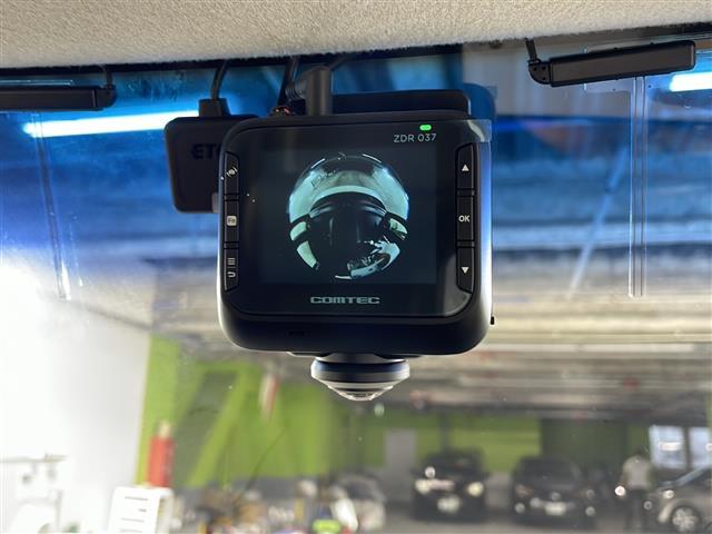 【 ドライブレコーダー 】運転中の記録を残します。事故などを起こした起こされた時の証拠を残します。