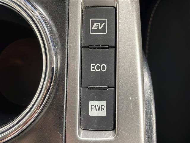 店舗にて現車の確認もいただけますので、お電話で在庫のご確認の上是非ご来店くださいませ!!!