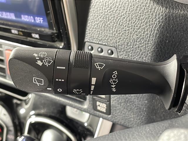 店舗にて現車の確認もいただけますので、お電話で在庫のご確認の上是非ご来店くださいませ!!!//