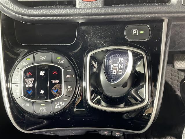 【シフトレバー】シフトの操作がしやすく快適なドライブを楽しんでいただけます!