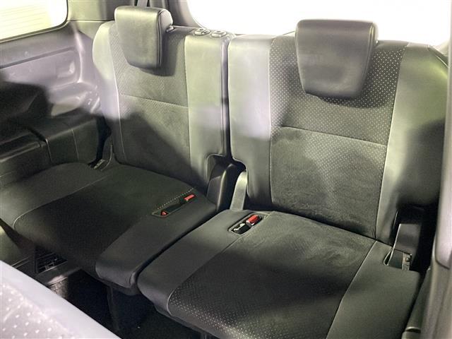 【 サードシート 】3列目も広々お乗りいただけます♪