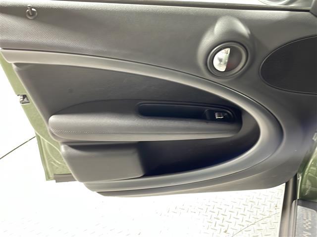 店舗にて現車の確認もできますので、お電話で在庫のご確認の上是非ご来店くださいませ！！！