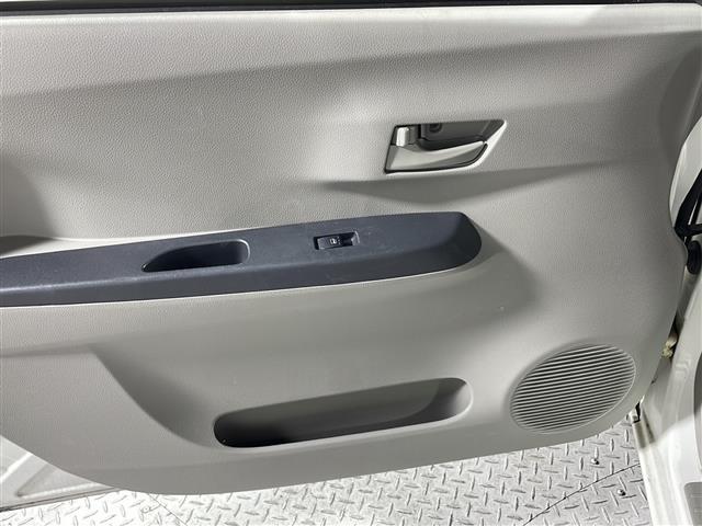 店舗にて現車の確認もできますので、お電話で在庫のご確認の上是非ご来店くださいませ！！！