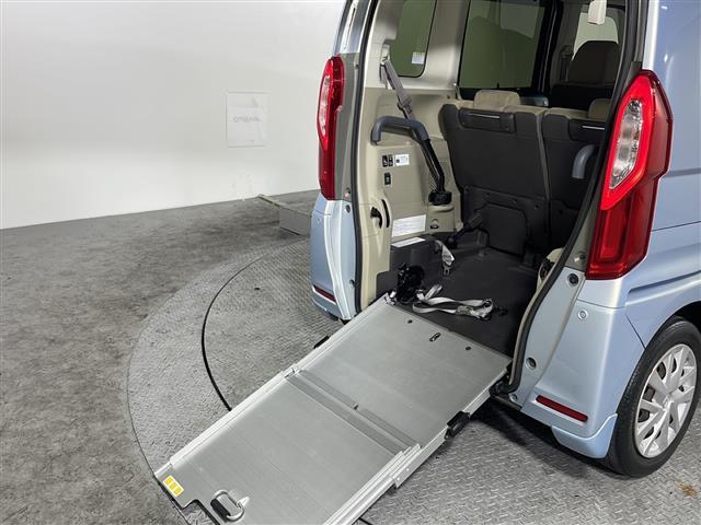 店舗にて現車の確認もいただけますので、お電話の上是非ご来店くださいませ!!!