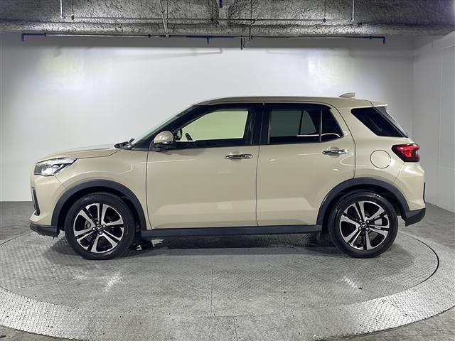 店舗にて現車の確認もいただけますので、お電話の上是非ご来店くださいませ！！！