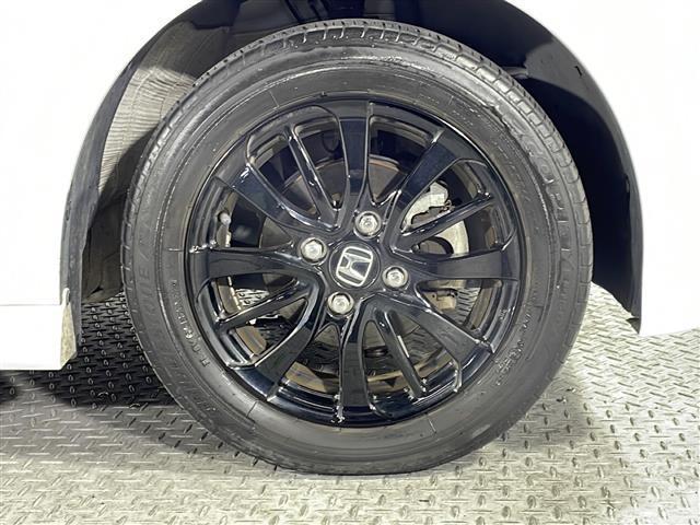 店舗にて現車の確認もいただけますので、お電話の上是非ご来店くださいませ！！！