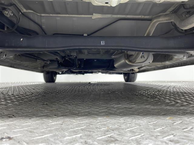 店舗にて現車の確認もいただけますので、お電話の上是非ご来店くださいませ！！！