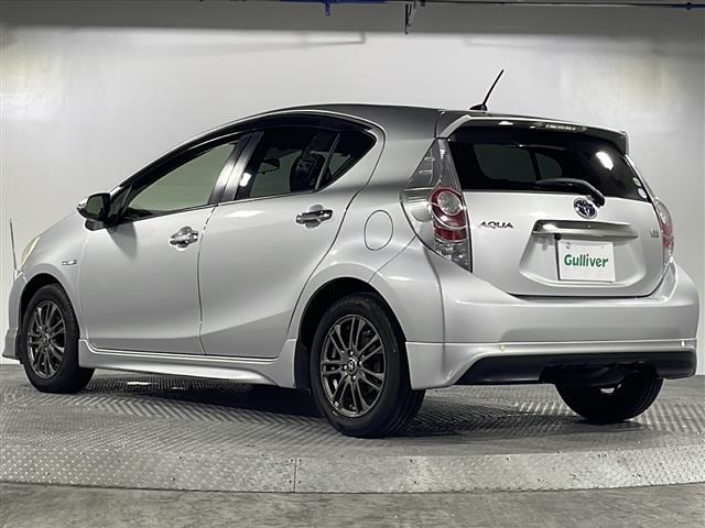 【リア外装】現車の確認はお電話でも承っております。【セレナ／ヴォクシー／ノア／エスクァイア／ステップワゴン／エルグランド／デリカ／アルファード／ヴェルファイア／ＲＡＶ４／ＮＢＯＸ／タント】／／