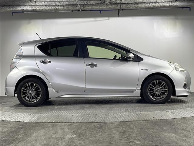 店舗にて現車の確認もいただけますので、お電話で在庫のご確認の上是非ご来店くださいませ！！！