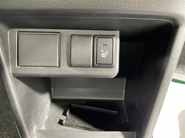 安心の全車保証付き！（※部分保証、国産車は納車後３ヶ月、輸入車は納車後１ヶ月の保証期間となります）。その他長期保証（有償）もご用意しております！※長期保証を付帯できる車両には条件がございます。