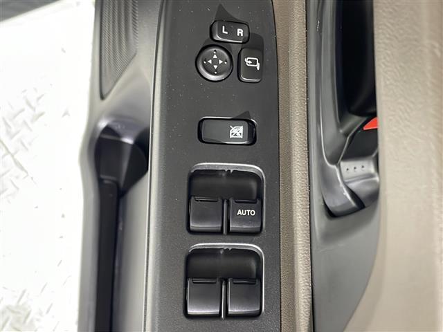 店舗にて現車の確認もできますので、お電話で在庫のご確認の上是非ご来店くださいませ！！！／／