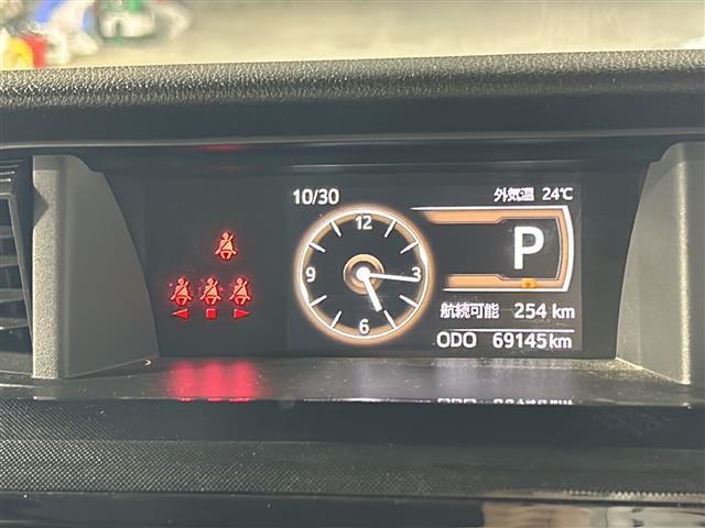 【スピードメーター】メーターがシンプルで見やすく運転しやすいですね！