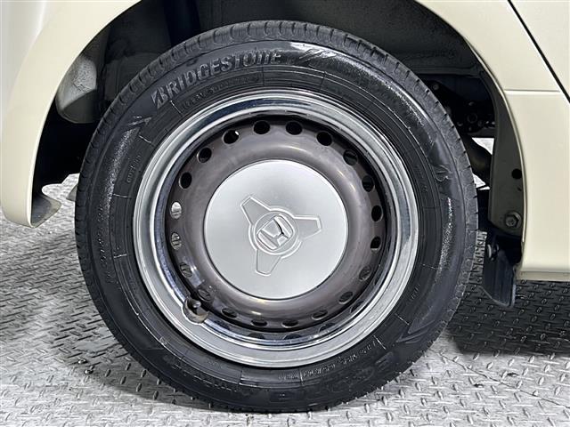 【タイヤ・ホイール】足回りもかっこよく決まってます！社外のアルミやスタッドレスタイヤも取り扱いございますドレスアップもカスタマイズもお任せください！