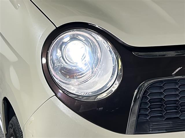 【ライト・ランプ】悪天候や夜間の走行も視界良好で安心してお乗りいただけます。ヘッドライト・ホイール・フロントガラスなど色々な部分コーティングをご用意しております。ぜひご相談ください。