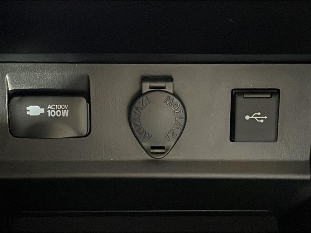 店舗にて現車の確認もできますので、お電話で在庫のご確認の上是非ご来店くださいませ！！！