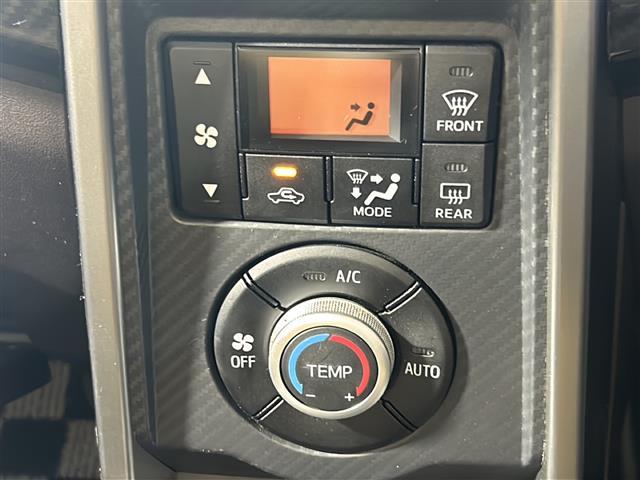 【オートエアコン】車内温度を感知して自動で温度調整をしてくれるのでいつでも快適な車内空間を創り上げます！