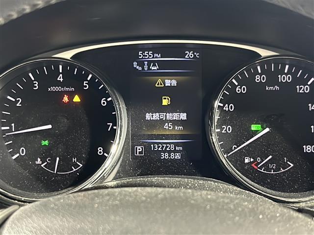 【シフトレバー】シフトの操作がしやすく快適なドライブを楽しんでいただけます！