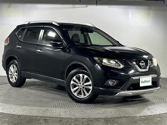 【ＬＥＤヘッドライト】消費する電力が少なく耐久年数が長いのが特徴のヘッドライトです。さらに長持ちさせたい方は、ヘッドライト・フロントガラスなどのコーティングもご用意しています。