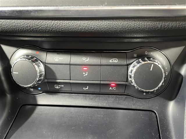 【スマートキー（エンジンスタートストップスイッチ）】スマートキー（電子キー）を持っていれば、スイッチを押すだけでエンジンをかけることができます！