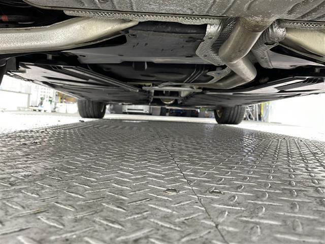 店舗にて現車の確認もできますので、お電話で在庫のご確認の上是非ご来店くださいませ！！！