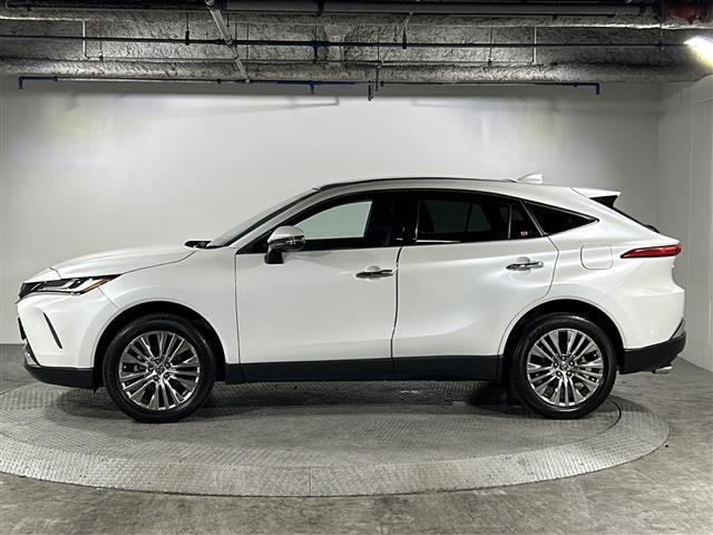 店舗にて現車の確認もできますので、お電話で在庫のご確認の上是非ご来店くださいませ！！！