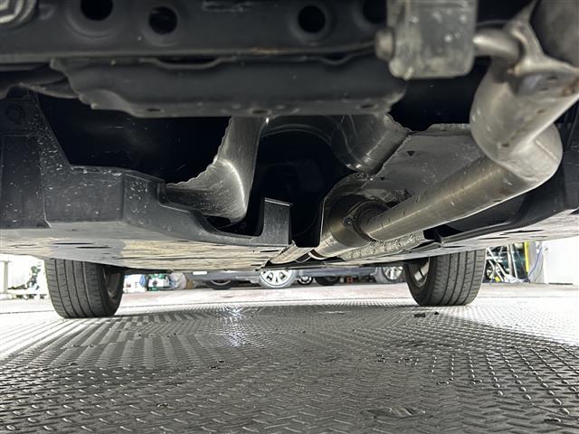 店舗にて現車の確認もできますので、お電話で在庫のご確認の上是非ご来店くださいませ！！！