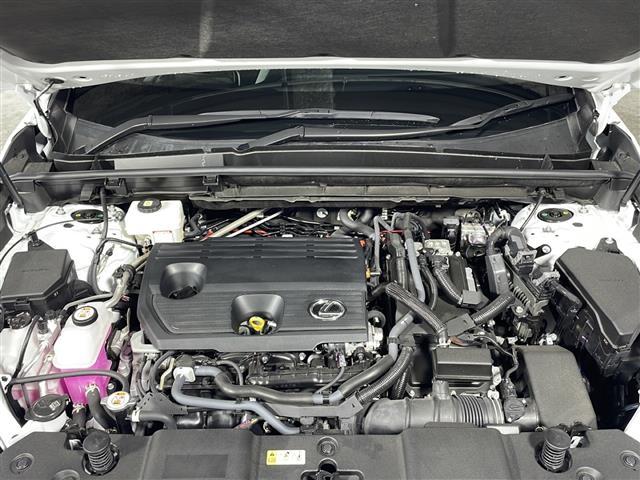 【エンジンルーム】エンジンの調子は良好です！ご納車前にはしっかりとオイル交換・その他油種類の点検補充をさせて頂きます。また、ガリバーでは修復歴のある車は販売いたしません。