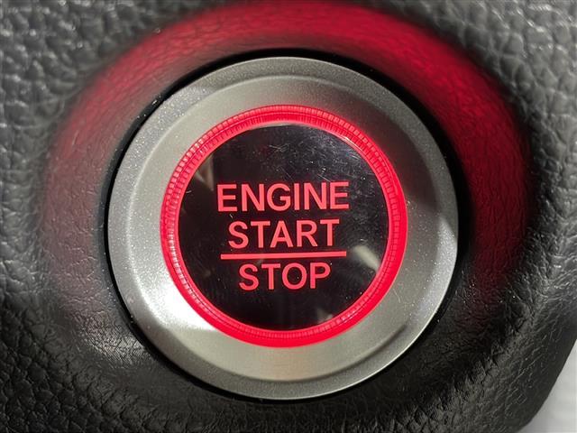 【スマートキー（エンジンスタートストップスイッチ）】スマートキー（電子キー）を持っていれば、スイッチを押すだけでエンジンをかけることができます！