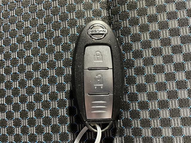 【スマートキー（エンジンスタートストップスイッチ）】スマートキー（電子キー）を持っていれば、スイッチを押すだけでエンジンをかけることができます！