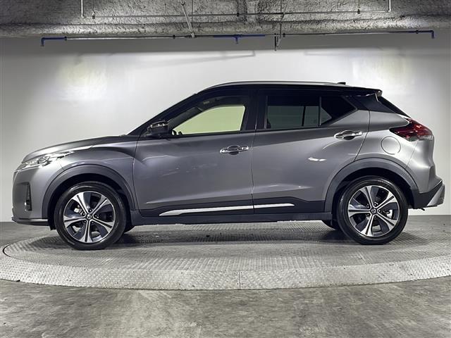 店舗にて現車の確認もできますので、お電話で在庫のご確認の上是非ご来店くださいませ！！！