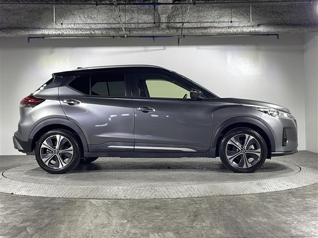 店舗にて現車の確認もできますので、お電話で在庫のご確認の上是非ご来店くださいませ！！！