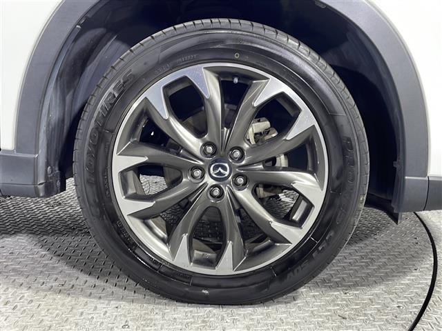 【タイヤ・ホイール】足回りもかっこよく決まってます！社外のアルミやスタッドレスタイヤも取り扱いございますドレスアップもカスタマイズもお任せください！