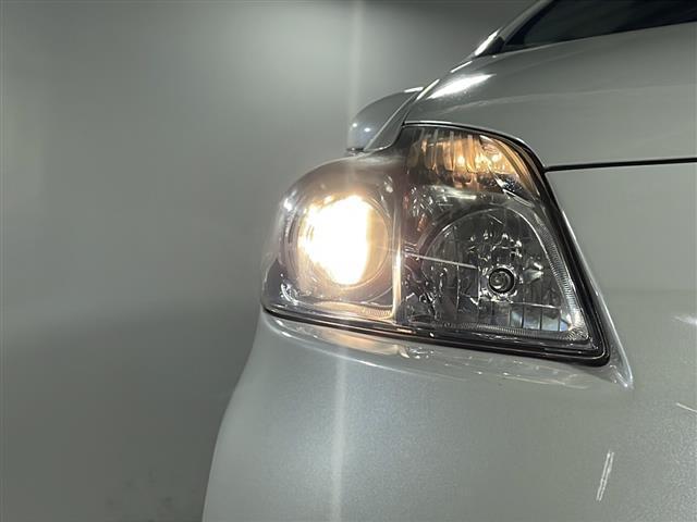 【ライト・ランプ】悪天候や夜間の走行も視界良好で安心してお乗りいただけます。ヘッドライト・ホイール・フロントガラスなど色々な部分コーティングをご用意しております。ぜひご相談ください。