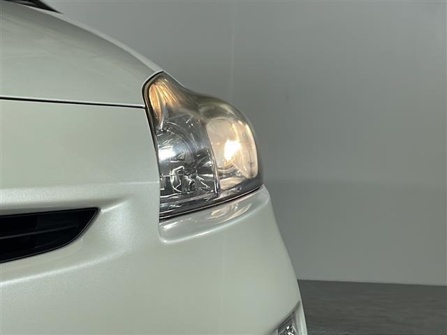 【ライト・ランプ】悪天候や夜間の走行も視界良好で安心してお乗りいただけます。ヘッドライト・ホイール・フロントガラスなど色々な部分コーティングをご用意しております。ぜひご相談ください。