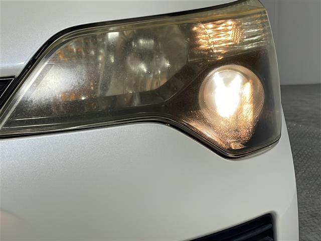 【ライト・ランプ】悪天候や夜間の走行も視界良好で安心してお乗りいただけます。ヘッドライト・ホイール・フロントガラスなど色々な部分コーティングをご用意しております。ぜひご相談ください。