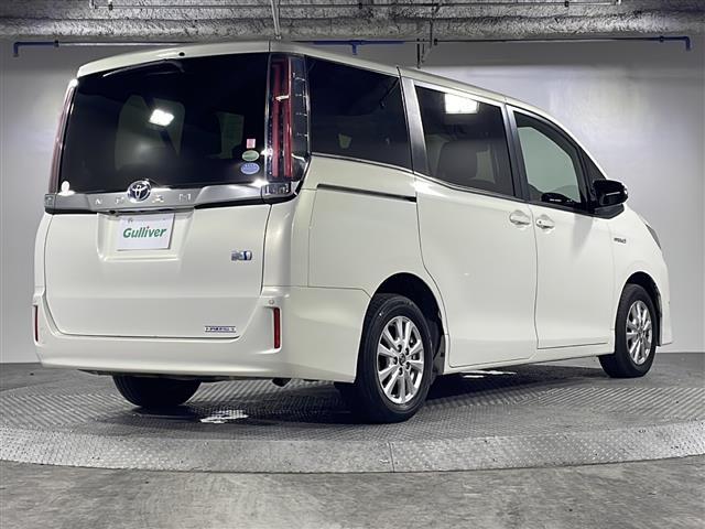 店舗にて現車の確認もできますので、お電話で在庫のご確認の上是非ご来店くださいませ！！！／／